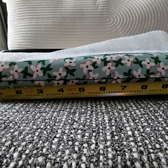 New Laurel way Greer Crossbody - Picture 5 of 8